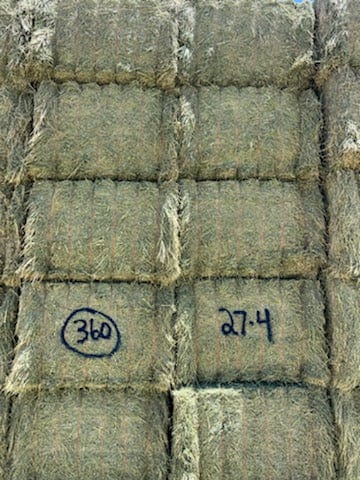 Martinez Farms Big Bale Alfalfa 27-4 Fair/Good Alfalfa Test Hay Big Bales CP 20 RFV 148 TDN 55 FACS 93/110