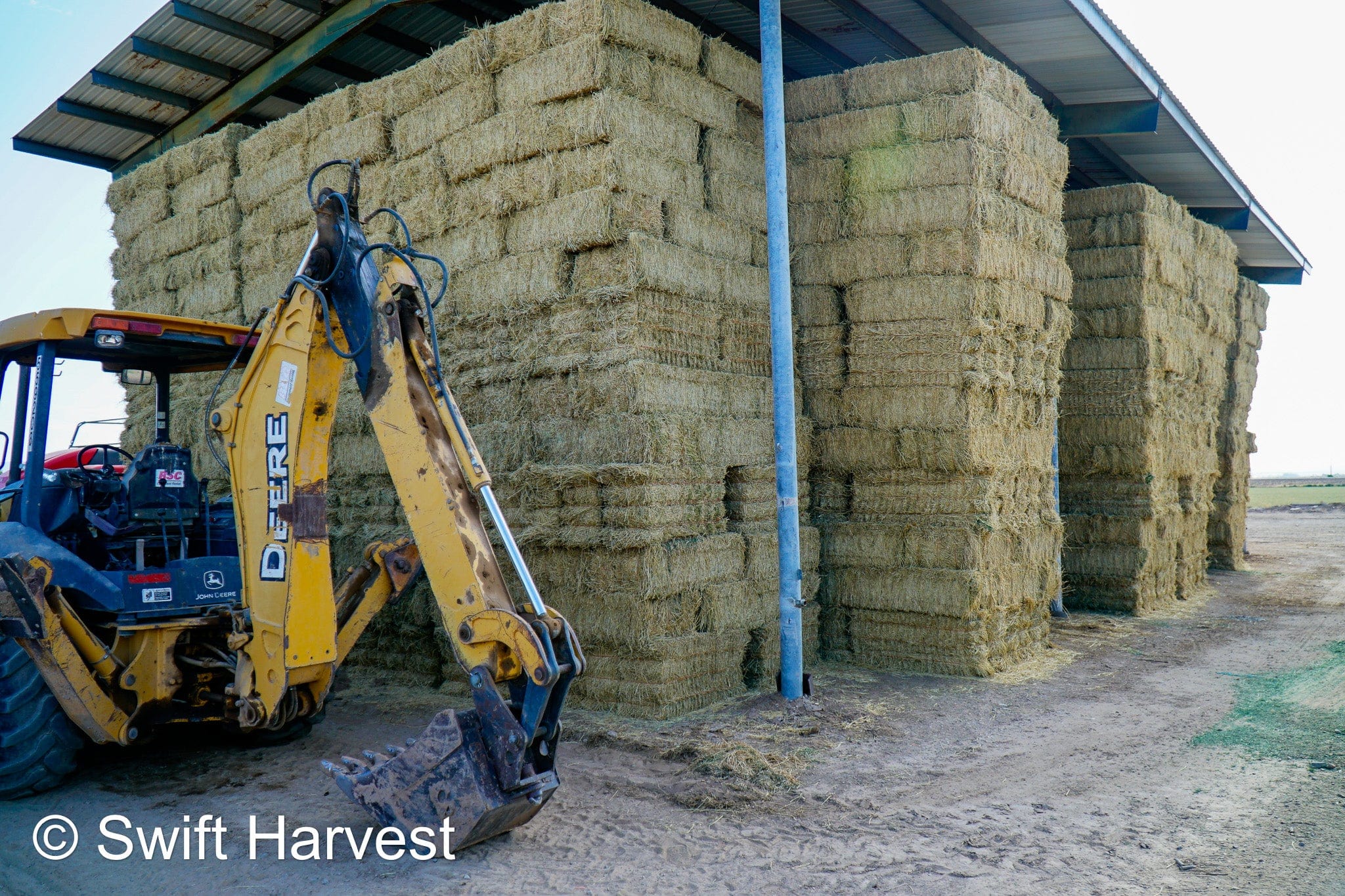 Martinez Farms Big Bale Alfalfa Barn #3  Premium/Supreme AZ Alfalfa Test Hay Small Bales CP 20 RFV 165 TDN 61  FACS 84/110